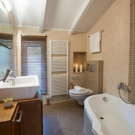 Rina Nydri (Lefkada)