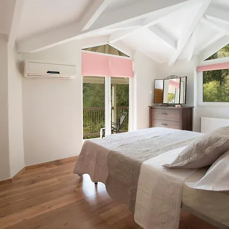 Vila Rina Nydri (Lefkada)